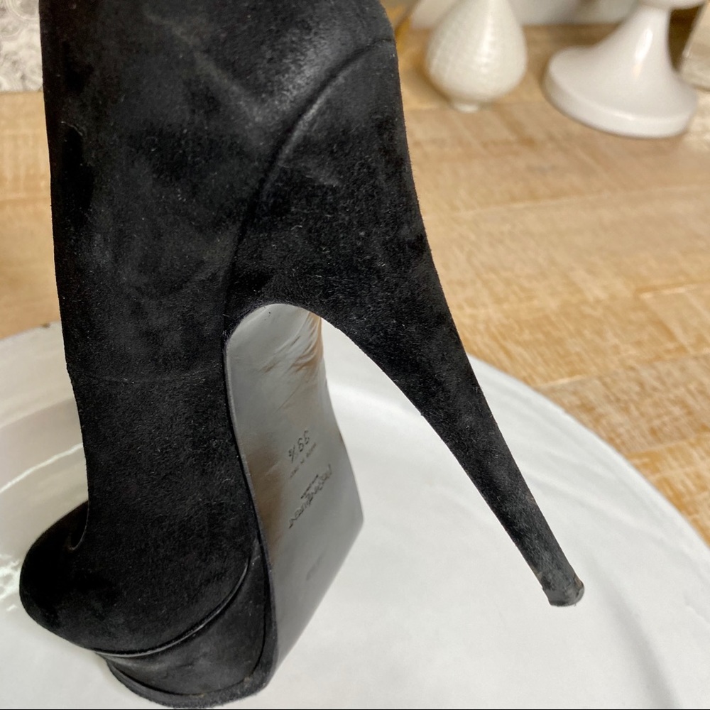 Yves Saint Laurent Tribute suede platform pumps - Picture 9 of 12